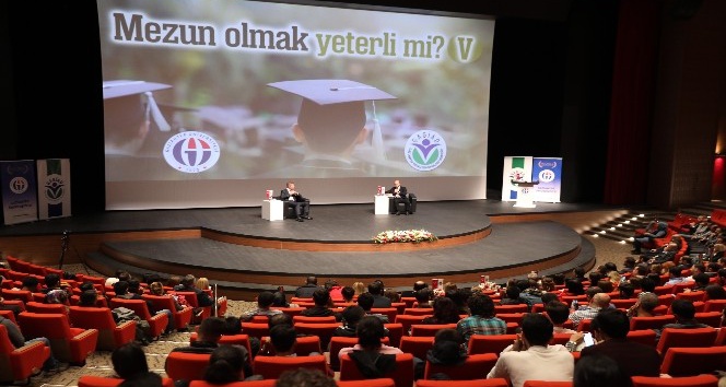 İşadamı Sadettin Saran’dan öğrencilere kariyer tüyoları