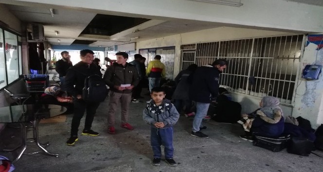 43 Afgan uyruklu kaçak mülteci ’İstanbul’ diye Rize’ye bırakıldı