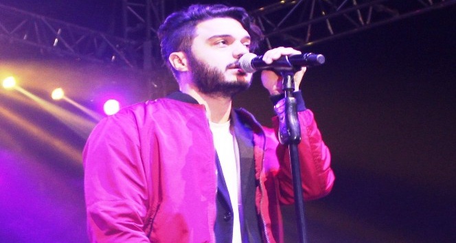 Alaşehir’de İlyas Yalçıntaş rüzgarı