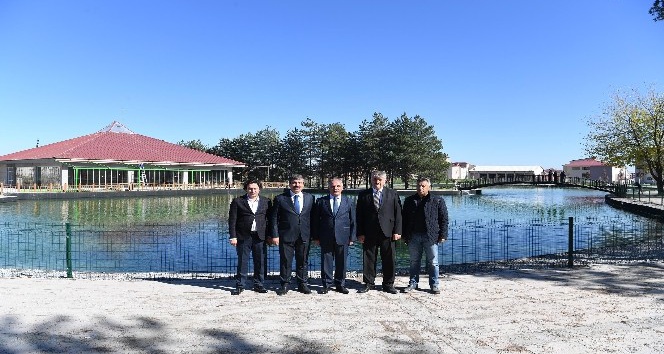 Başkan Asya, İl Başkanı Yaktı’ya Göletli Parkı tanıttı