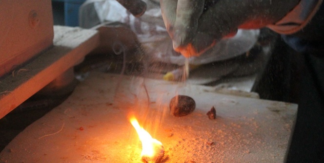 Kehribar böyle yanıyor