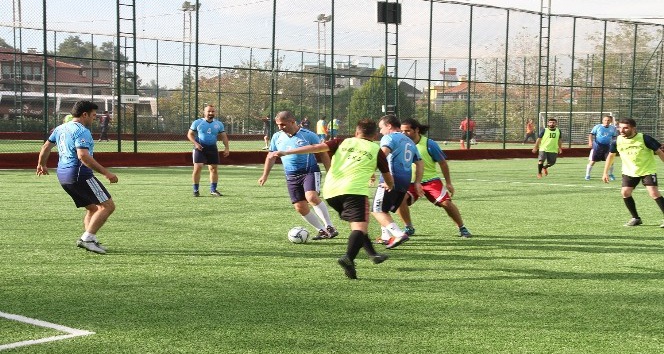 PAÜ personel halı saha turnuvası başladı