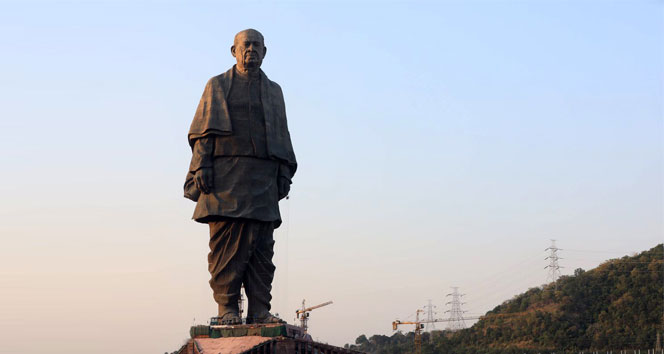 Modi, dünyanın en uzun heykelini açtı