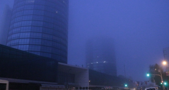İstanbul’da etkili olan sis nedeniyle görüş mesafesi düştü