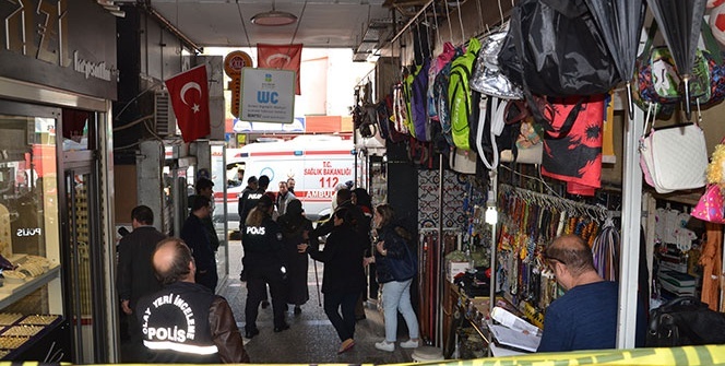 Akılalmaz olay! Eski karısını bıçaklayıp...