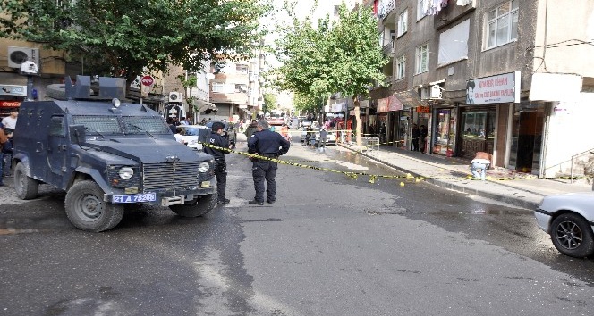 Diyarbakır’da bir iş yerine silahlı saldırı: 2 ağır yaralı