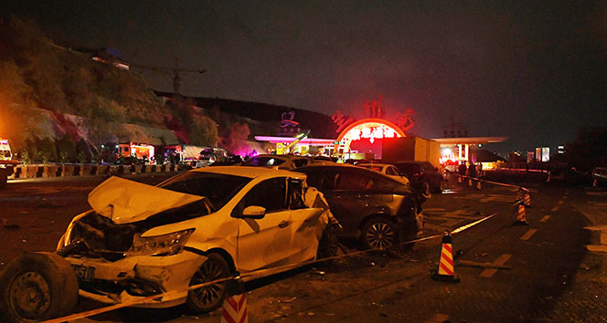 Çin’de feci kazada 26 araç birbirine girdi: 14 ölü