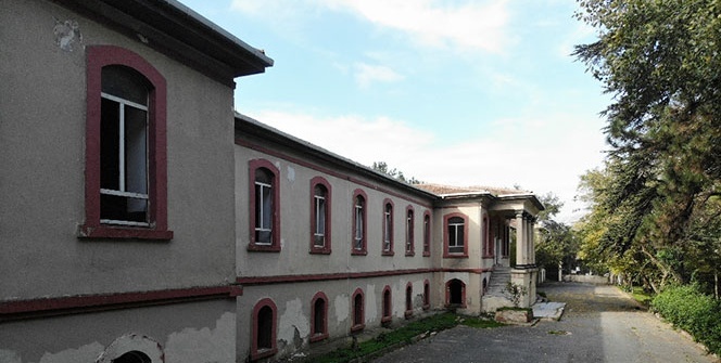 127 yıllık askeri hastane restore edilmeyi bekliyor
