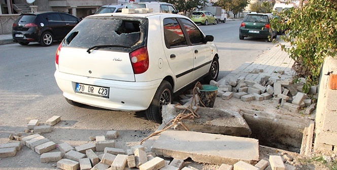 Karaman'da korkutan patlama! Park halindeki araç zarar gördü