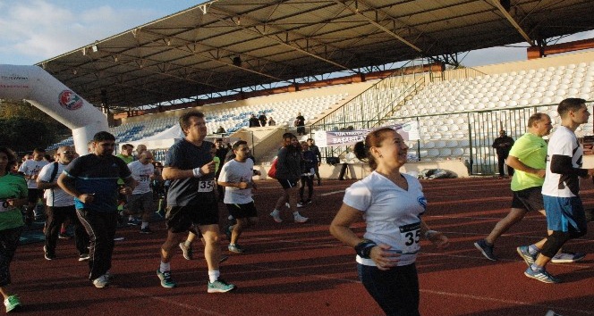 Marmara Üniversitesi koşmayı sevenleri MarmaraRUN’da ağırladı