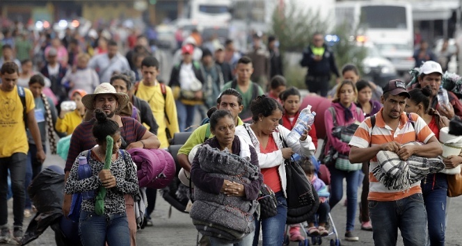 İlk göçmen kafilesi Mexico City’ye ulaştı