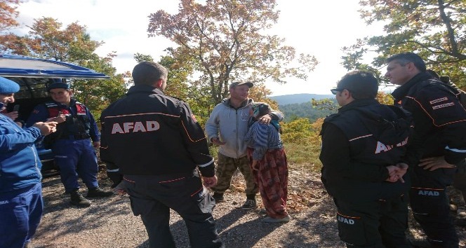 AFAD ve Jandarma ekipleri kayıp çobanı sağ olarak buldu