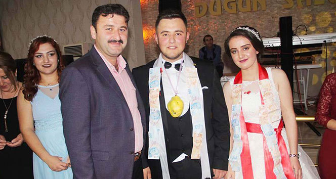 Damada takı yerine ayva taktılar