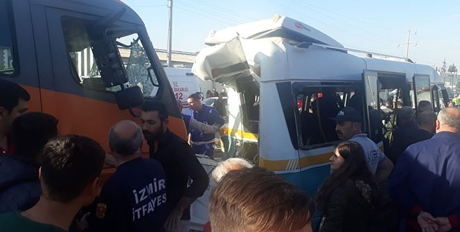 Vincin arkadan çarptığı dolmuşta can pazarı: 16 yaralı