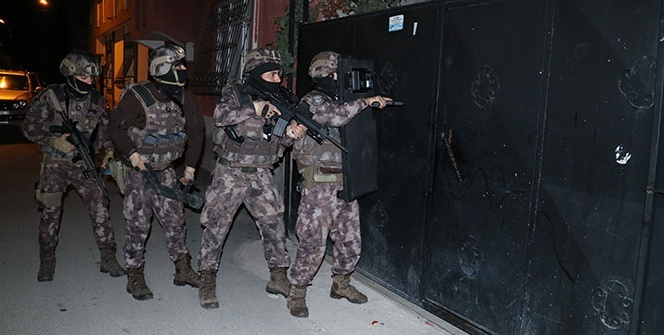 Adana'da dev operasyon! 25 gözaltı