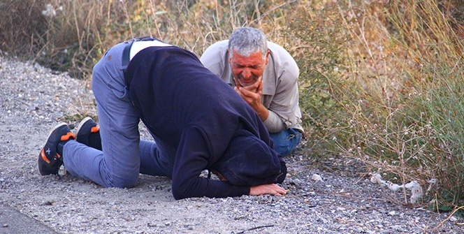 Koştu! Ama kimse yaklaşıp bakamadı... Feryatları yürek dağladı