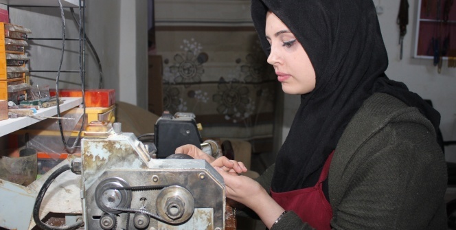 Kocasının hobisini, ticarete dönüştürdü