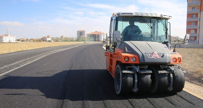 Karaman Belediyesinde asfalt çalışmaları devam ediyor