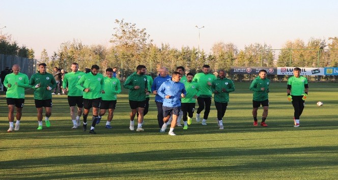 Atiker Konyaspor, MKE Ankaragücü maçı hazırlıklarına başladı