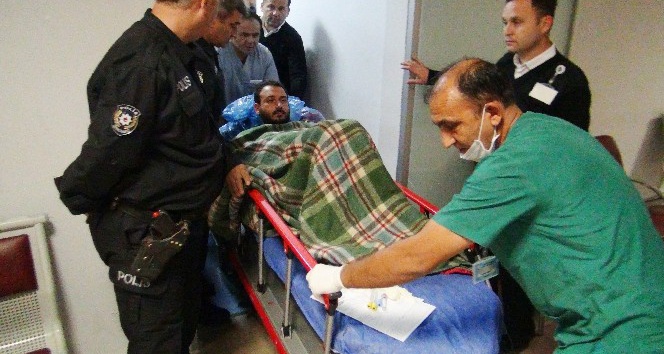 Mersin’de batan tekneden kurtarılanlar hastaneye kaldırıldı