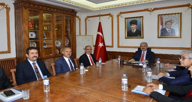 İş adamları, il ekonomisi için Kırşehir protokolü ile bir araya geldi