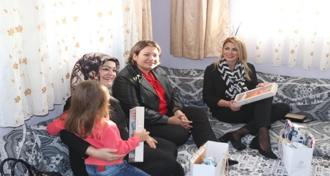 Fulya Atik’ten şehit ailesine ziyaret