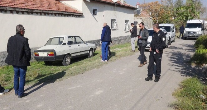 Aksaray’da çalıntı otomobil duyarlı vatandaşın ihbarıyla bulundu