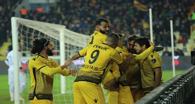 Spor Toto Süper Lig: E. Yeni Malatyaspor: 5 - Trabzonspor: 0 (Maç sonucu)