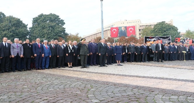 Gaziantep’te 10 Kasım Atatürk’ü ama törenine asker damgası