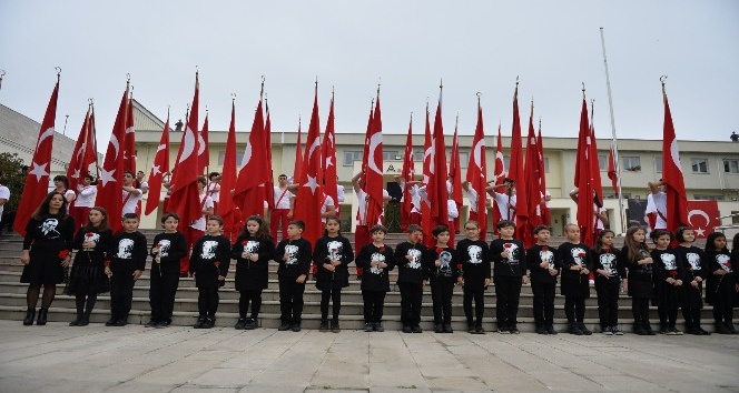 Atatürk 80. ölüm yıl dönümünde anıldı