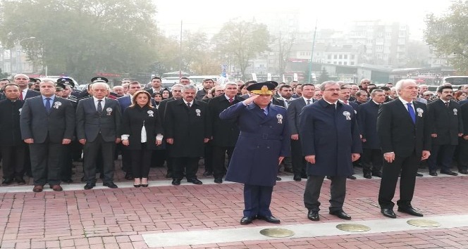 Atatürk, ölümünün 80. yılında törenle anıldı