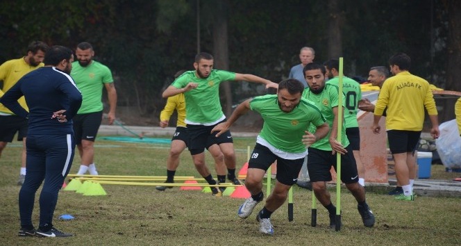 Lider Aliağaspor, Maltepe maçı hazırlıklarını sürdürüyor