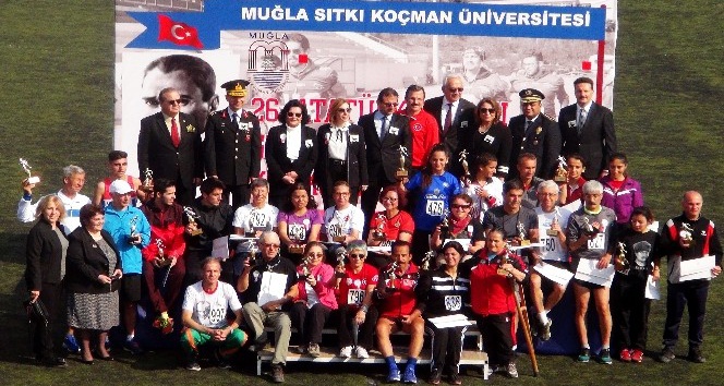 Muğla’da 26’ncı Atatürk’e saygı yol koşusu