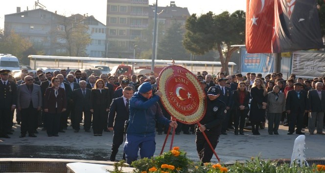 Eşme’de 10 Kasım Atatürk’ü anma töreni