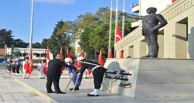 Atatürk, vefatının 80. yıldönümünde Osmaniye’de törenlerle anıldı