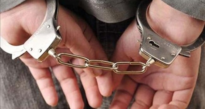 Zimmetine para geçirdiği iddia edilen zabıt katibi tutuklandı