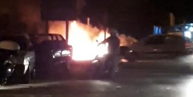 Korkutan yangın! Bir anda alev aldı