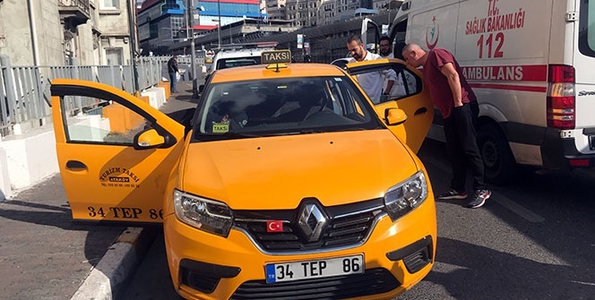 Beyoğlu’nda direksiyon başında kalp krizi geçiren taksici hayatını kaybetti