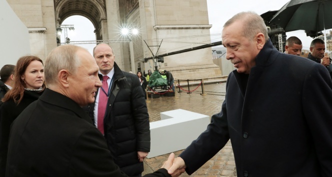 Cumhurbaşkanı Erdoğan ve Putin’den samimi sohbet