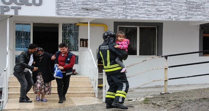 Iraklı ailenin evinde yangın çıktı: 7 kişi hastanelik oldu