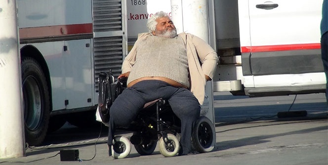 Tır sürücüsünün hayatla imtihanı yürekleri burktu