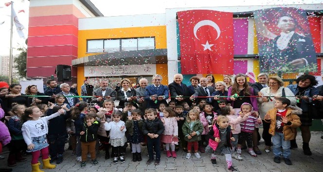 Karşıyaka’da miniklere 140 öğrenci kapasiteli yeni eğitim yuvası