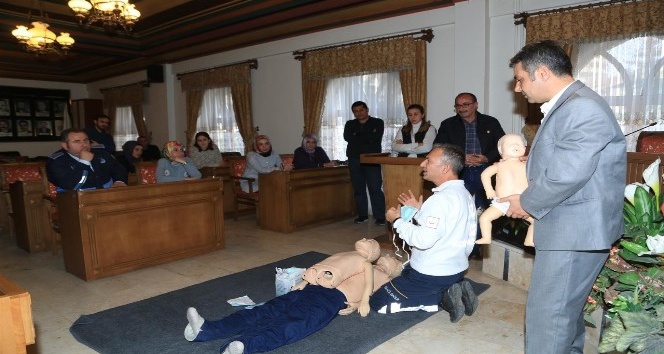 Nevşehir Belediyesi personeline temek ilk yardım eğitimi verildi