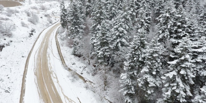 Sinop'a mevsimin karı düştü