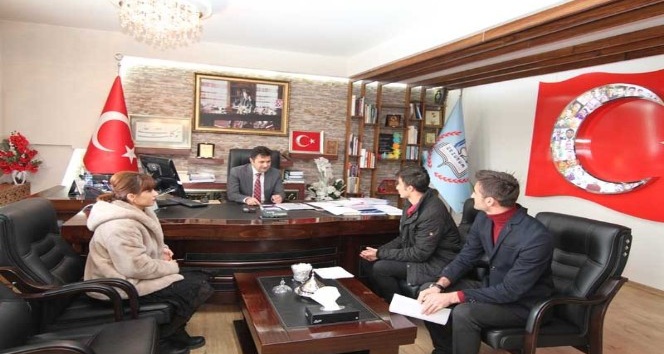 Erzurum İl Öğrenci Meclisi Başkanlığı seçimi demokrasi şölenine dönüştü