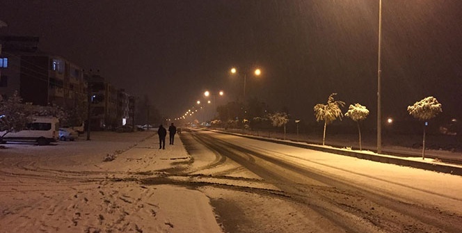 Bir anda bastırdı, her yer bembeyaz oldu!