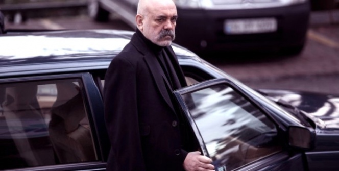 İşte ünlülerin gerçek meslekleri!