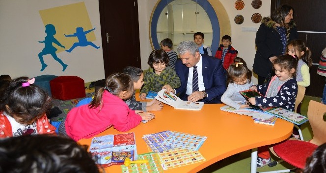 Vali Akın: "Kırşehir, sınav başarısı kadar eğitimde de  öncü"