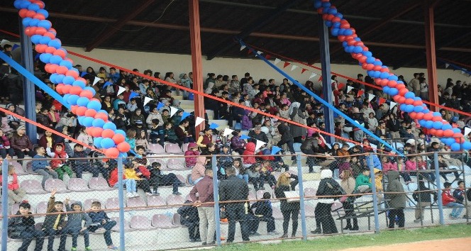 Niğde Anadolu FK Niğde’de futbol okulu açtı
