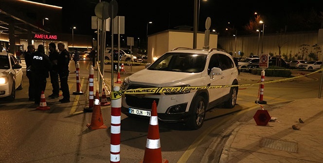 Hastane otoparkında silahlı saldırı: 1 ölü, 2 yaralı